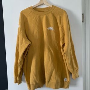 Roots Long Length Crewneck sweatshirt